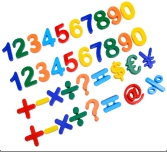 磁性数字符号,26pcs
2套(0-9)
2套数学运算符号   (+-×÷=?) 
1套特殊符号(%@$¥€)