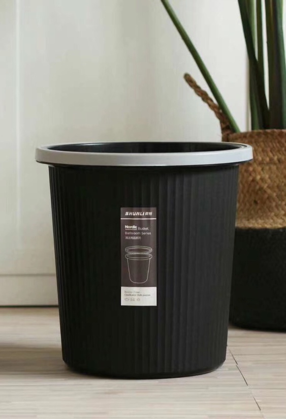 Small Plastic Trash Can, Office Wastebasket, Office Bins